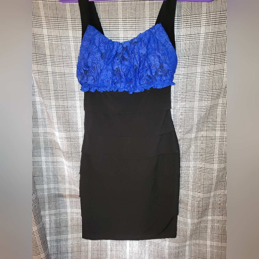 Blue dress: sweet storm... red dress: haute monde... green dress: G -all small-